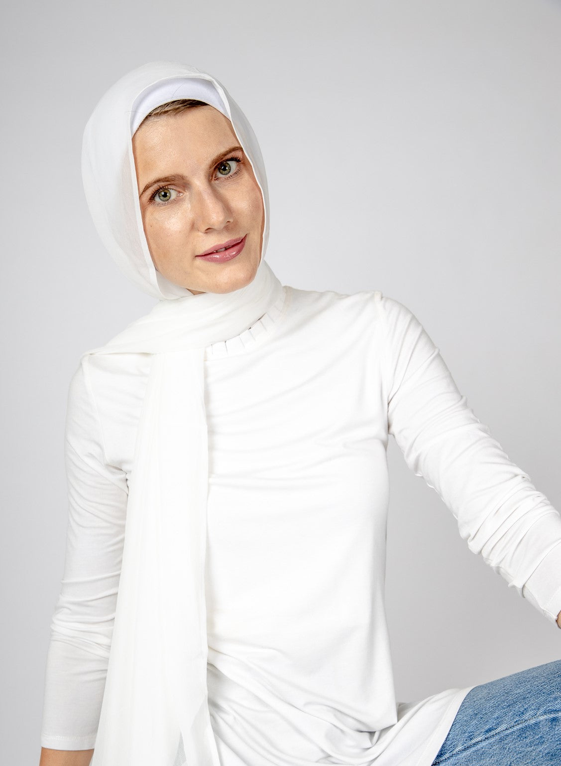 Off-white chiffon scarf