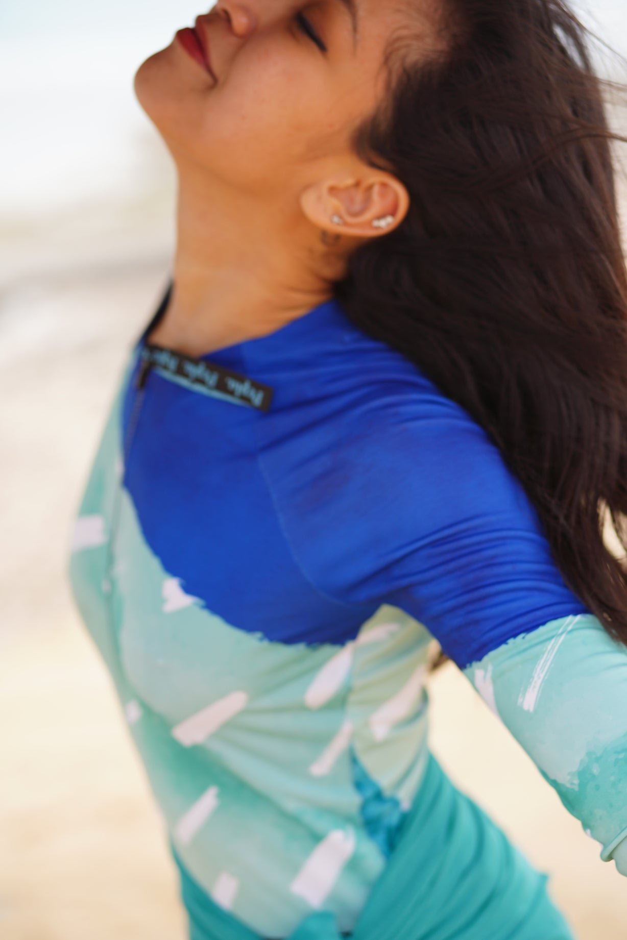 Waves Rashguard